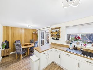 Kitchen 2- click for photo gallery